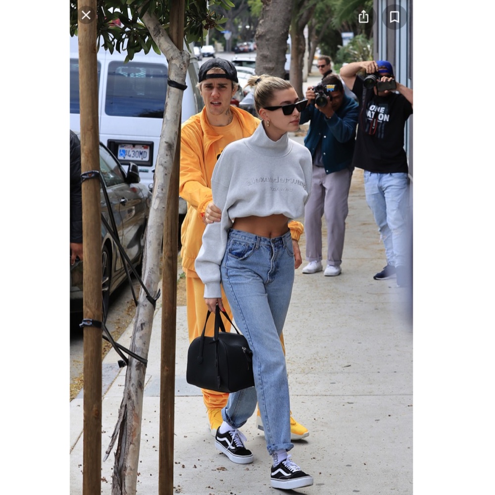 Alexander Wang cropped white mock neck sweatshirt Small